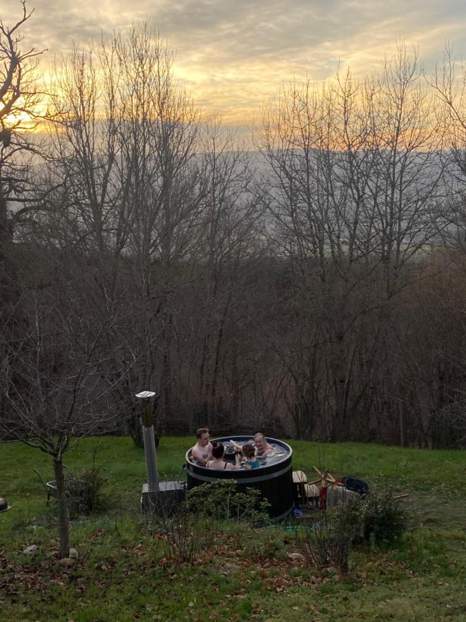 La Vaisse Bed & Breakfast Амбер Екстериор снимка